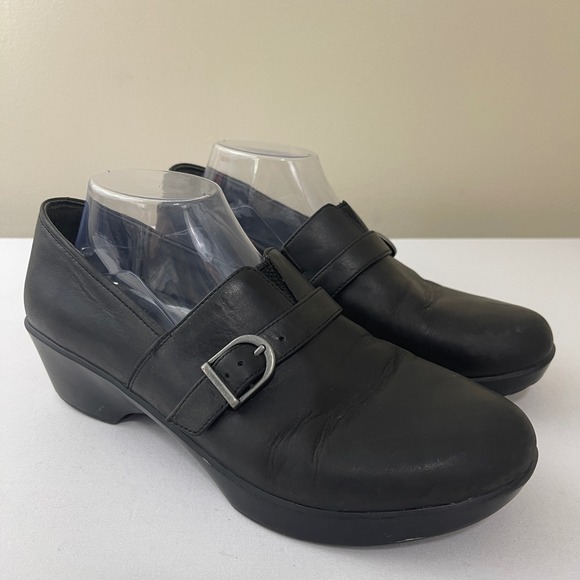 Dansko Tamara Black Leather Buckle Slip On Comfort Clogs Shoes EU 42 US 11.5-12 - Picture 1 of 12